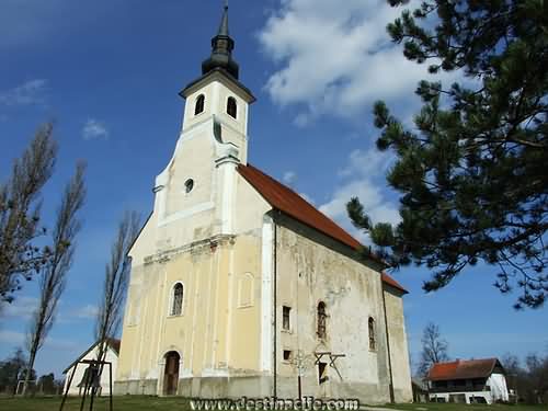 Sveta Marta-župna crkve u Šišincu